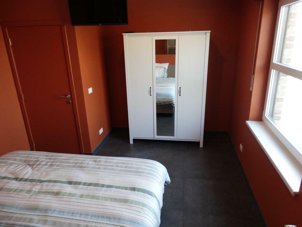 Vila De Karaneel Mangelaar Exteriér fotografie